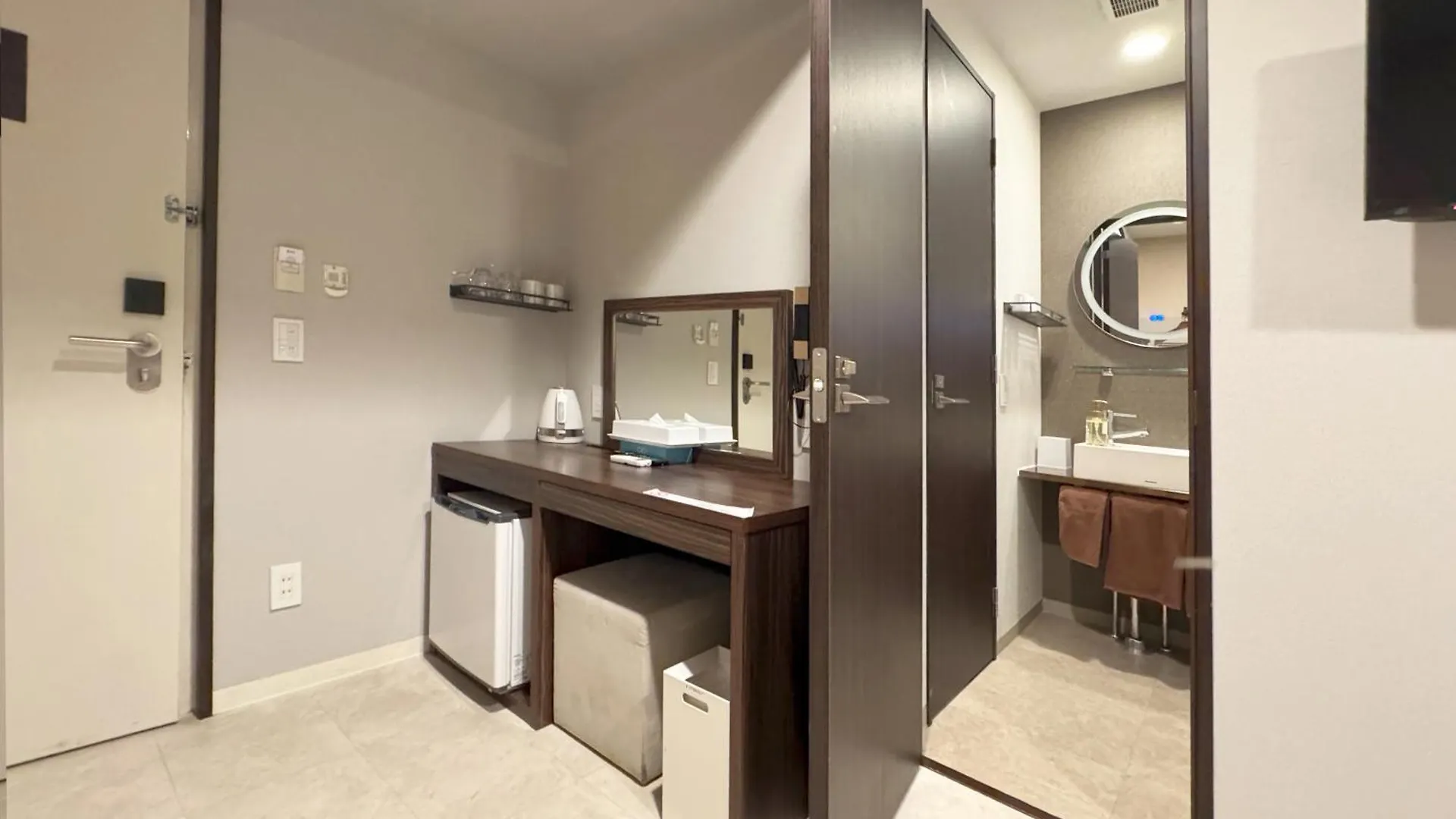 Re Hotel Tanimachi9-2 大阪市