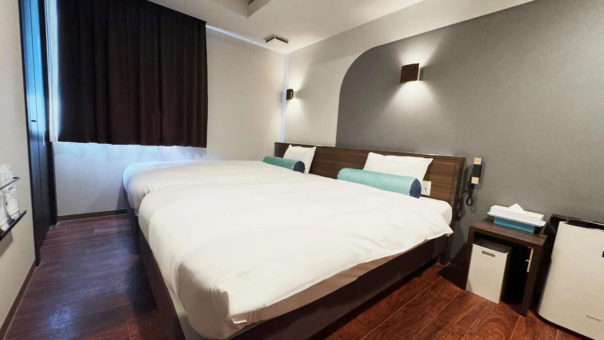 Re Hotel Tanimachi9-2 大阪市