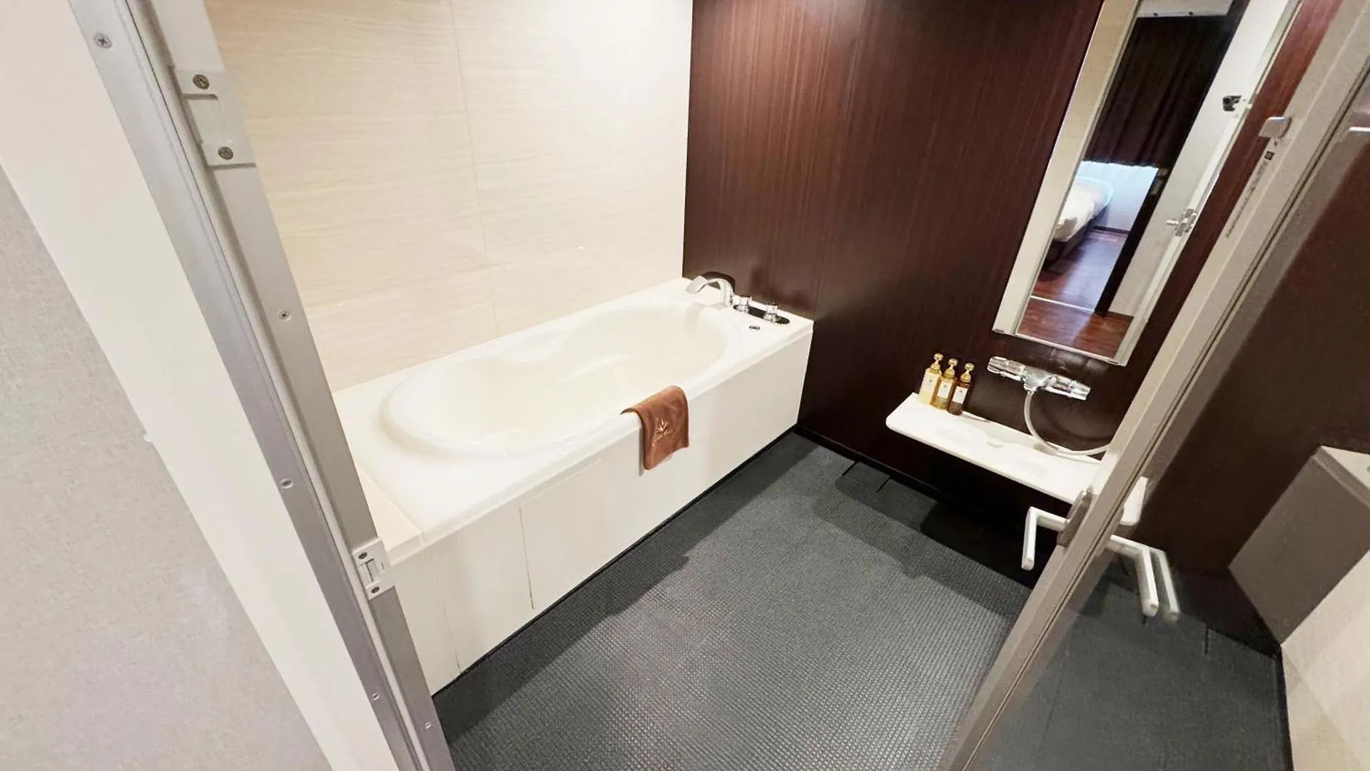 Re Hotel Tanimachi9-2 大阪市 日本
